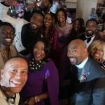 DeVon Franklin Instagram - Sharing some BTS moments from the set of @officialkingdombusiness Season 2 🙌🏾🔥 Tune in to the premiere of #KingdomBusiness Season 2 THIS Thursday, November 2nd ONLY on @BETplus! Who’s ready?!👀🍿#betplus