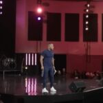DeVon Franklin Instagram - A MID-WEEK REMINDER FOR THE WOMEN OF GOD! You’re not blessed because someone noticed you, the person who noticed who you are is BLESSED. Share this with the women in your life and tap the link in my bio to watch the full #OneofOne: Shoot Your Shot (Part 4) Sermon!⛹🏽💥 #WednesdayWord
