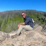 DeVon Franklin Instagram - Don't give yourself a way to backtrack. When the only way you can go is forward, you will be amazed at how bravely and steadily you will progress.