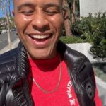 DeVon Franklin Instagram – Praying for your JOY right now! We’ve had our sad days, now it’s time to be happy! 🙏🏾🙌🏾👏🏾