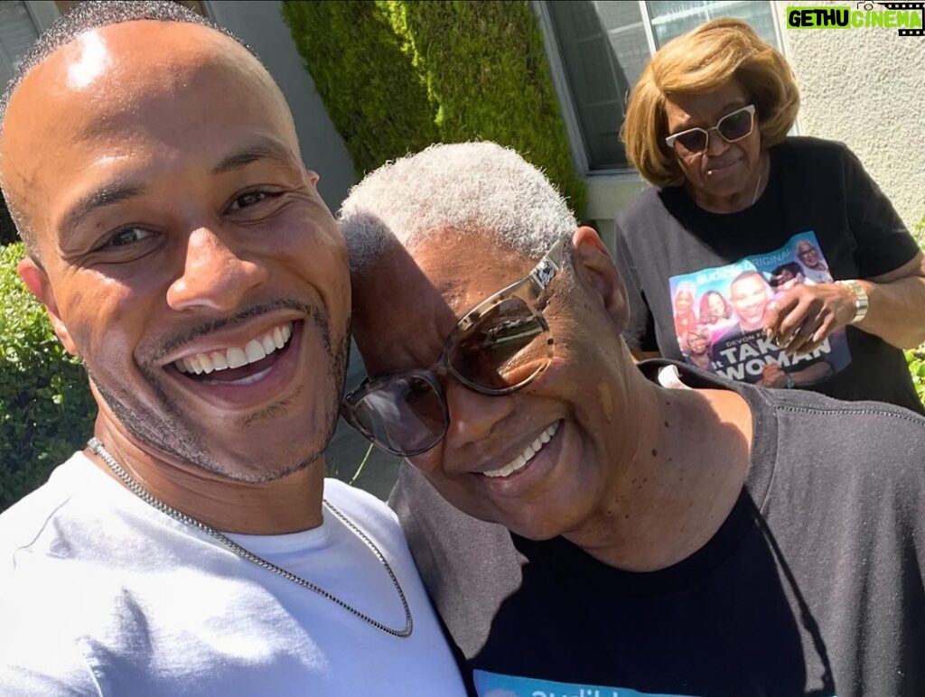 DeVon Franklin Instagram - Happy International Women’s Day to all women!💐🤍  If it wasn’t for the women that raised me I don’t know where I’d be! 🙏🏽 Can you relate?  I’m so grateful for the love, support and wisdom I’ve experienced from them on this side of Heaven. Thank you to my mother, Paulette and great aunts: Aunt Nuna, Aunt Ida, Aunt Enis, Aunt Donna and Aunt Sondra!  I know you’ve heard the African proverb, “it takes a village to raise a child,” I acknowledge all women when I say IT TAKES A WOMAN, and that’s why it’s the title of the @Audible Original we created to share GENERATIONS of wisdom with YOU. You not only hear my voice, but the voices of my great aunts and my mother.  Tap the link in my bio to starting listening today and share it with the trailblazing women in your life! #ITTAKESAWOMAN