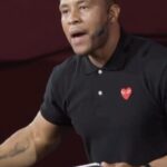 DeVon Franklin Instagram - I’m blown away! 1.3M VIEWS! Can you believe the #OneofOne series has over 1M views on YouTube! After becoming single again I discovered the true meaning of being single and I created this sermon series to help singles live their best lives! I’ve gotten messages from people from all around the world who have been blessed by the message. You are one of one, you are valuable, you are worthy and you are loved whether you are in a relationship or not. In the comments, share what you have taken way from this series that has helped your perspective! You can now watch all 6 parts on @one.online YouTube channel!🙏🏾❤️‍🔥 Los Angeles, California