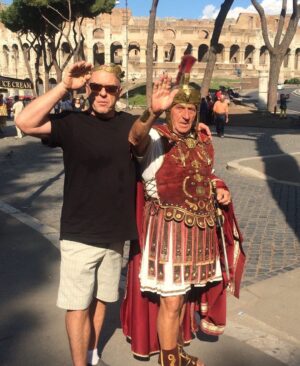 Dean Norris Instagram - Throwback to the time I visited Rome and ran into Jonathan Banks