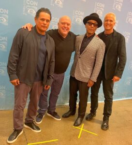 Dean Norris Instagram - Had a great weekend hanging with these guys @steelcitycomiccon @aautographing Met some awesome fans. Had a blast!