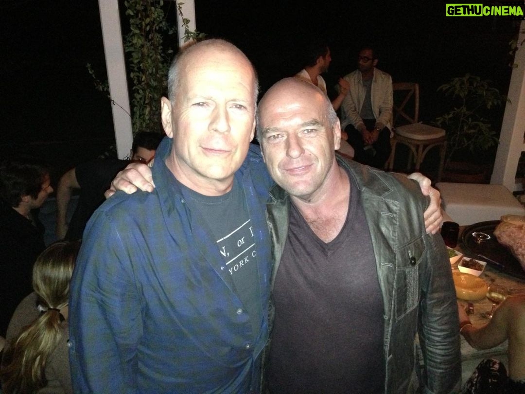 Dean Norris Instagram - So sorry to hear the news about Bruce Willis. Worked with him on Death Wish and he was a lovely awesome badass man. Prayers for him and his family. Legendpp