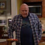 Dean Norris Instagram - Trying to get healthy, Art and Hazel @farrahmackenzie come to terms with vegetables @usofalcbs tonite!
