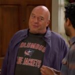 Dean Norris Instagram - Special Christmas episode tonite! @usofalcbs