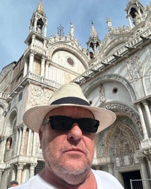 Dean Norris Instagram - We love you Venice! #venice #italy