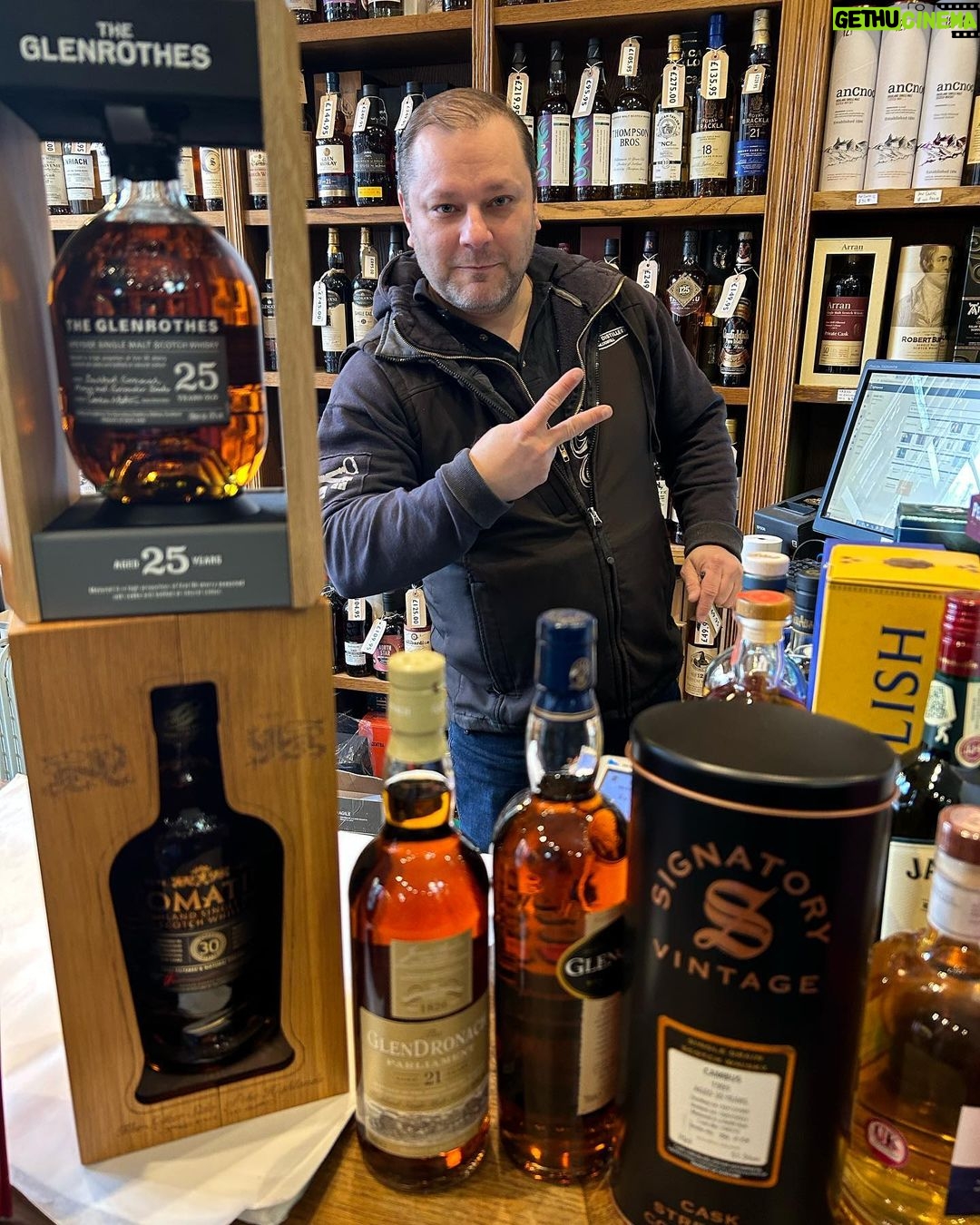 Dean Norris Instagram - Sending some old whiskey home to help the pain of leaving Scotland. Don’t be fooled by the touristy steeet, @royalmilewhiskies has some phenomenal whiskey