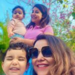 Debina Bonnerjee Instagram - They say unplug from time to time, so I took a bunch of my lovelies to unplug and celebrate life 🥰❤️🧿 Thank you team @saffronstays for the best stay, Mograa Laffaire Villa is going to definitely be my favourite in Alibaug ✨ . . . #FamJam #Celebration #SaffronStays