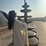 Deepshikha Nagpal Instagram - Surround yourself with people who motivate you to improve. Avoid drama, jealousy, and negativity.. . . #goodmorning #bless #happiness💕 #smile #loveyourself #adiyogi #satguru #ishafoundation #ishayogacenter