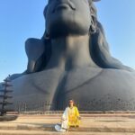 Deepshikha Nagpal Instagram - Embrace your inner strength and conquer the challenges that come your way. Har Har Mahadev!” . . . . #harharmahadev🙏 #shivay @isha.foundation @consciousplanet #blessed