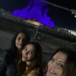 Deepshikha Nagpal Instagram - Friends don’t let friends do silly things alone.. . Way to our Spritual journey. We do everything together. Blessed #madness #fun #masti #bond #friends #satguru #ishafoundation #picnic