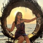Deepshikha Nagpal Instagram – She’s the kind of queen that knows her crown isn’t on her head but in her soul..
.
.
#queen #soul #attitude #beautiful #sunkissed #sunset #loveyourself #goadiaries .
.
#pic by @latish_hiranandani
