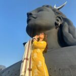 Deepshikha Nagpal Instagram - Embrace your inner strength and conquer the challenges that come your way. Har Har Mahadev!” . . . . #harharmahadev🙏 #shivay @isha.foundation @consciousplanet #blessed