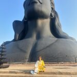 Deepshikha Nagpal Instagram - Embrace your inner strength and conquer the challenges that come your way. Har Har Mahadev!” . . . . #harharmahadev🙏 #shivay @isha.foundation @consciousplanet #blessed