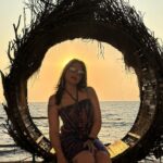 Deepshikha Nagpal Instagram – She’s the kind of queen that knows her crown isn’t on her head but in her soul..
.
.
#queen #soul #attitude #beautiful #sunkissed #sunset #loveyourself #goadiaries .
.
#pic by @latish_hiranandani
