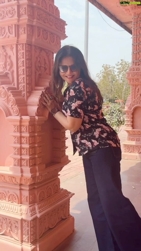 Deepshikha Nagpal Instagram - Be your own kind of beautiful.”. . . #love #trendingreels #smile #fun #happyday #❤