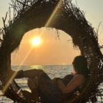 Deepshikha Nagpal Instagram – She’s the kind of queen that knows her crown isn’t on her head but in her soul..
.
.
#queen #soul #attitude #beautiful #sunkissed #sunset #loveyourself #goadiaries .
.
#pic by @latish_hiranandani