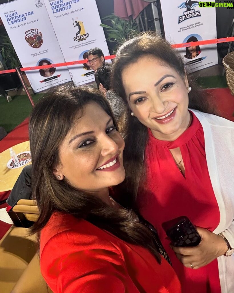 Deepshikha Nagpal Instagram - Launch of Yuva badminton league. Proud to announce me as an owner of “super smasher “. Thank you for believing in me and trusting me god has been kind❤❤❤ love you @anuanita.sharma @rinarsingh28 for supporting me. Cheers. . . . #happiness💕 #blessed. @yuvabadmintonleague