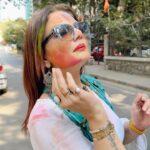 Deepshikha Nagpal Instagram – May the Holi paint your life with prosperity, harmony, and lots of love!.
.
.
#❤ #happyholi #festivewear #selflove #selfimprovement #trendingreels