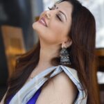 Deepshikha Nagpal Instagram - Surround yourself with people who motivate you to improve. Avoid drama, jealousy, and negativity... . . . #goodmorning #smile #attitude #greatful #happiness💕 #photooftheday #love #selflove #haveaniceday