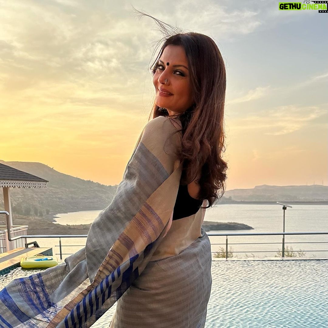 Deepshikha Nagpal Instagram - she’s no longer negotiating her value with anyone. She’s worth it. Been worth it. Will forever be worth it… . . #attitude #swag #sunset #fun #love #blessed