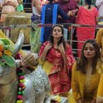 Deepshikha Nagpal Instagram - Har Har Mahadev. Beautiful Darshan at #mahakal #ujjan with beautiful people. . . #blessed #thankyou #🙏 #harharmahadev🙏