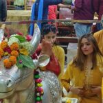 Deepshikha Nagpal Instagram - Har Har Mahadev. Beautiful Darshan at #mahakal #ujjan with beautiful people. . . #blessed #thankyou #🙏 #harharmahadev🙏