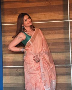 Deepshikha Nagpal Instagram - Accept people as they are, but place people where they belong.. . . #happiness💕 #blessed #love #smile #peaceful #greatful #love #goodmorning #photooftheday e