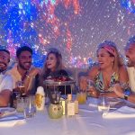 Demet Akalın Instagram - Ne güzel gece❤️💃💃🌹 @okankurt @dgncn @tony.avlar @ranabuyuk BIRDS Bodrum