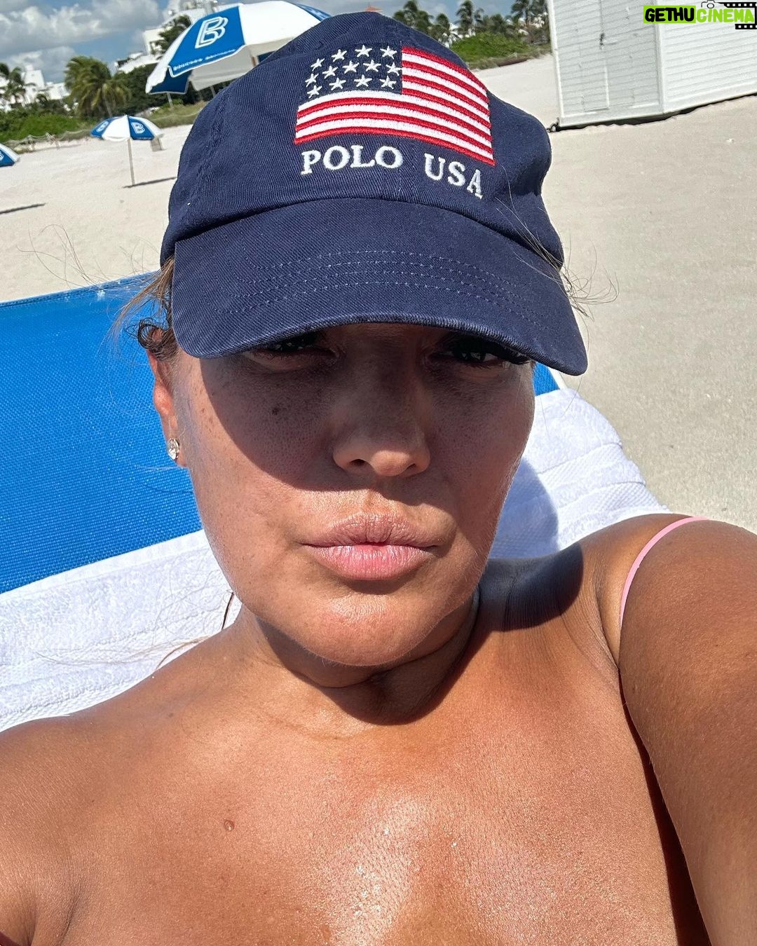 Demet Akalın Instagram - Miami🌞 Miami, Florida