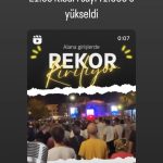 Demet Akalın Instagram - 71 bin kişiyle Düzce’de rekor kırdık❤️🥰🥰🙏🏼🙏🏼🌷🌷otelden yollara taşan sevgi selinizi yerim ben yaa saolun ayaklarınıza sağlık❤️❤️❤️