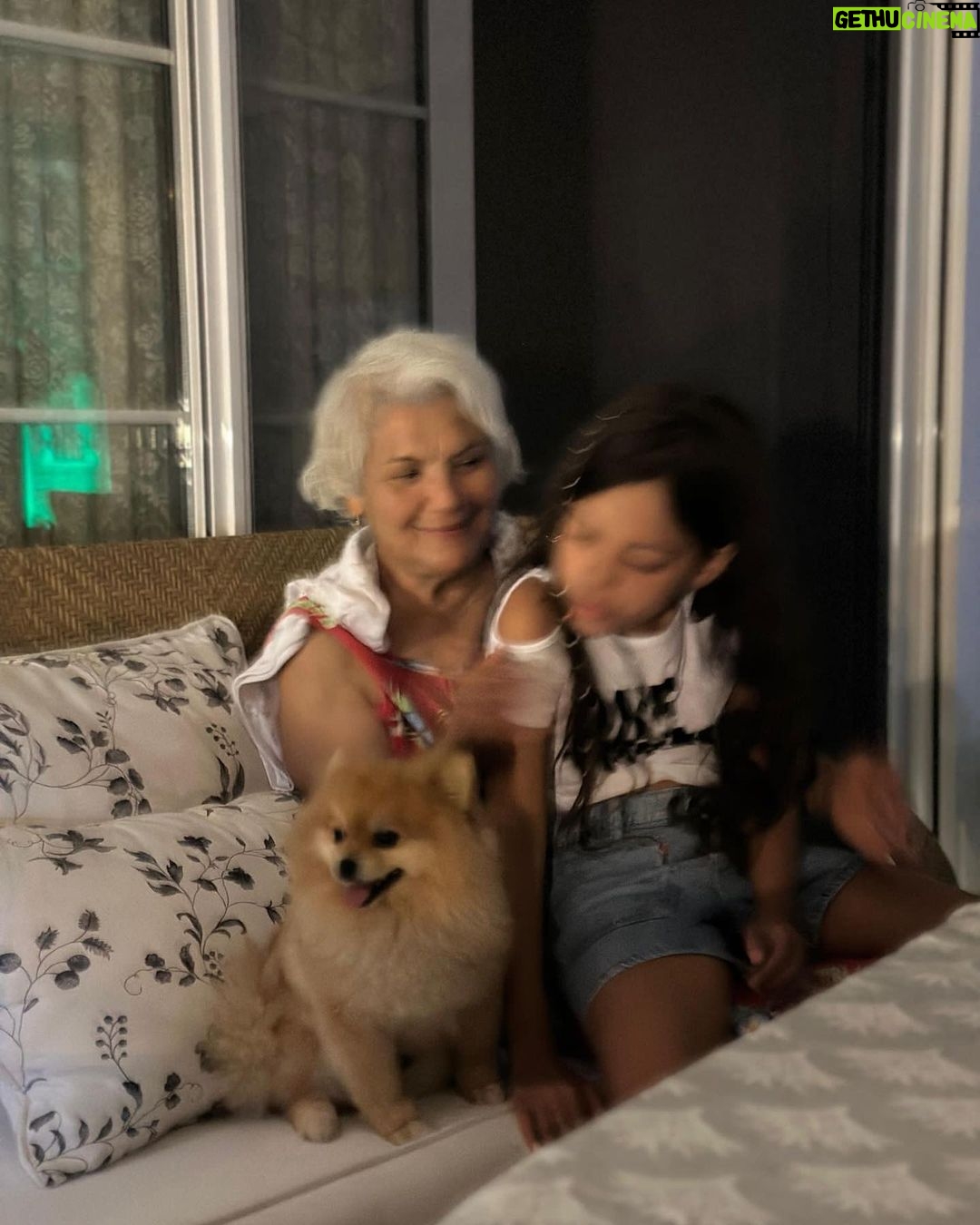 Demet Akalın Instagram - İyiki dpğmuşun ananeee @senayakalin1950 ❤️🥰 Şenay Akalın iyiki doğmuşun beni doğurmuşun kuzuma sebep olmuşum🥰❤️
