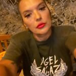 Demet Akalın Instagram – 4 gün 5 konser 💫💫💫🧿Erdek te alnımızın akıyla full sold out bitirdik tüm konserlerimizi❤️beni çoşkuyla dinlyen herkeze selam ve sevgiler Allaha emanet olun❤️