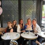 Demet Akalın Instagram – Kutlmayanlar hala geç kalmıiş sayılmazsınız 😂❤️❤️❤️❤️ @ebruu.erbas @aslibilimlier @ozlemyldz_ @erbasgizem 💎 #23nisan Bonamade Bakery & Eatery