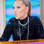 Demet Akalın Instagram - Anarcığım hazırladı kızlardaydık @2.sayfaofficial @tv8 🌹 @anar_agakishiev ❤️