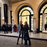 Demet Akalın Instagram - Wıth my bestıe… oldies but goldies 💫@serenserengil 💕fotoby @meralbyrm 💃🏾 Rodeo Drive