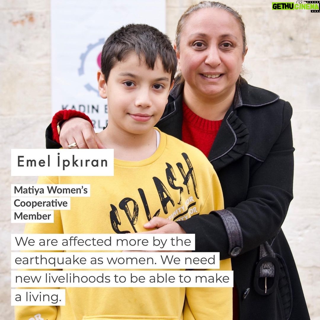 Demet Evgar Instagram - Depremden kadınlar ve kız çocukları farklı etkileniyor. Kendi ihtiyaçlarını karşılamakla kalmayıp mahalleleri için de seferber olan Kadın Mahalle Liderleri, depremin yaralarını birlikte sarmaya çalışıyor. #InternationalWomensDay #IWD2023 #UNWomenTürkiye Women and girls are affected by the earthquakes differently. Women Community Leaders work towards healing the wounds of the earthquakes both for themselves and their communities. @kedv.org.tr 📷 UN Women/İlkin Eskipehlivan.