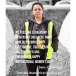 Demet Evgar Instagram – Selin ve diğer kadın insani yardım çalışanları, kadınların ve kız çocuklarının farklılaşan ihtiyaçlarını karşılamak için çalışıyorlar.

#IWD2023 #InternationalWomensDay #UNWomenTürkiye

Selin and other women humanitarian workers are in the field to support the different needs of women and girls.

@sgdd_asam @mudemtr

📷 UN Women/İlkin Eskipehlivan.