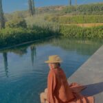 Demet Evgar Instagram - 💋👯‍♀️💎 #sunrise 🌀🙏🏻💙 Barbaros Reserve Bodrum
