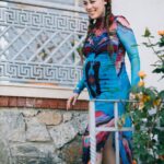 Demet Evgar Instagram - Ritüel, mabedin düzenidir. Ritüele katılmak tarihsel zamandan çıkarak bengi zamana; değerlerin, erdemlerin, ilke ve idelerin zamanına katılmak demektir. Mabedin girişi bir axis-mundi olarak eşiktir; eşikten geçmek simgesel olarak "kendini aşmak ve evrensel ülkü mabedine katılmak" anlamına gelir. Mabedin kendisi ise dünyanın simgesel merkezidir; dünyanın aşkınlaştırıldığı ideal noktadır. Tüm dünya onun çevresinde yapılandırılır; idealin dünyalaştırılmasının simgesel referansı, "değerler dizgesi" olan mabettir... Metin Bobaroğlu 📸 @digitalatolye 🙏🏻💙♥️🌀