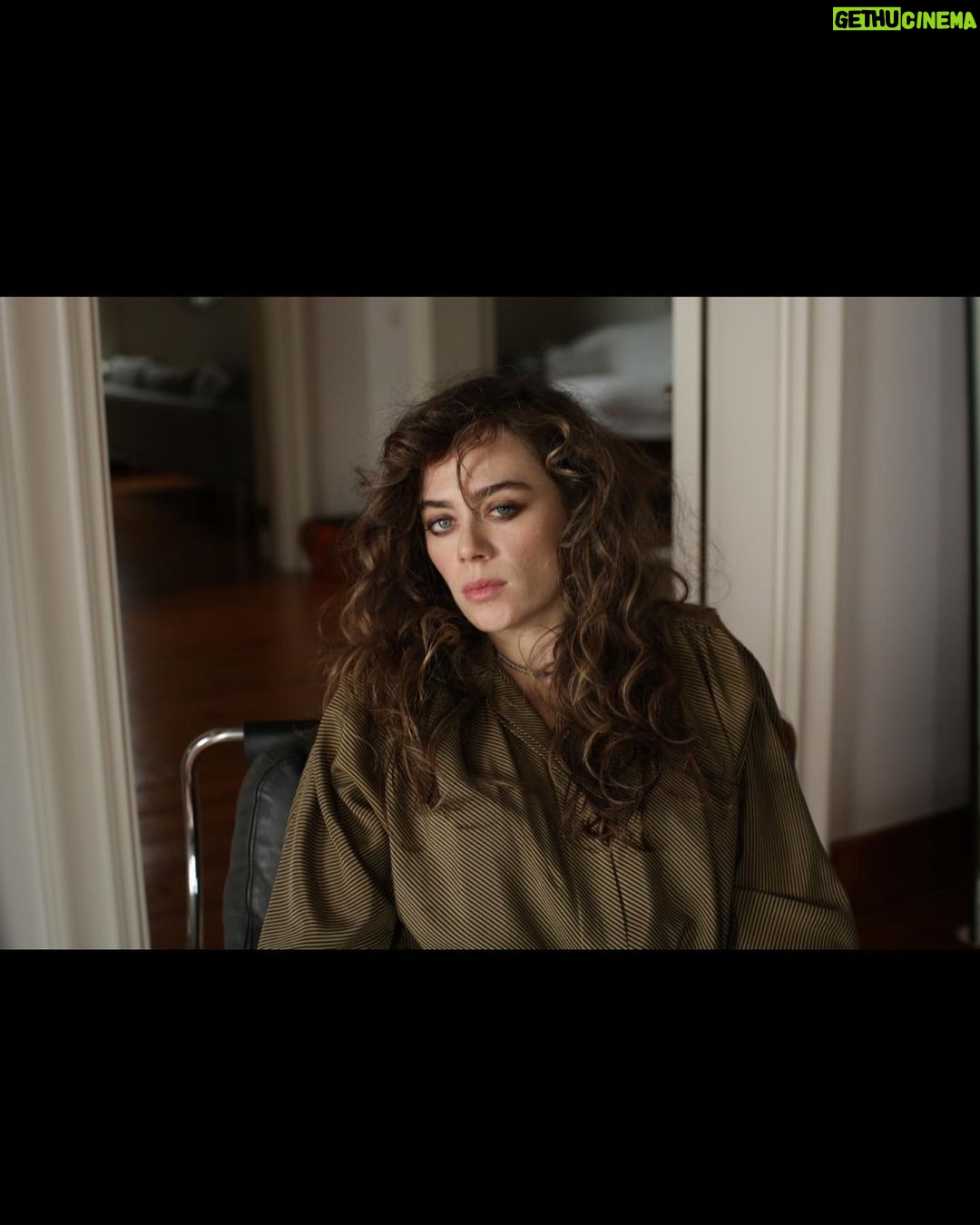 Demet Evgar Instagram - Kalanlar 🤎🪐🤎 @edzeali