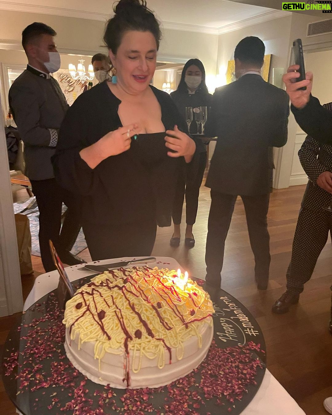 Demet Evgar Instagram - Happy Birthday bebeğim ❣️ 3 dileğin de tutacak 🌀🪐💫🪐🌀 @esradermancioglu