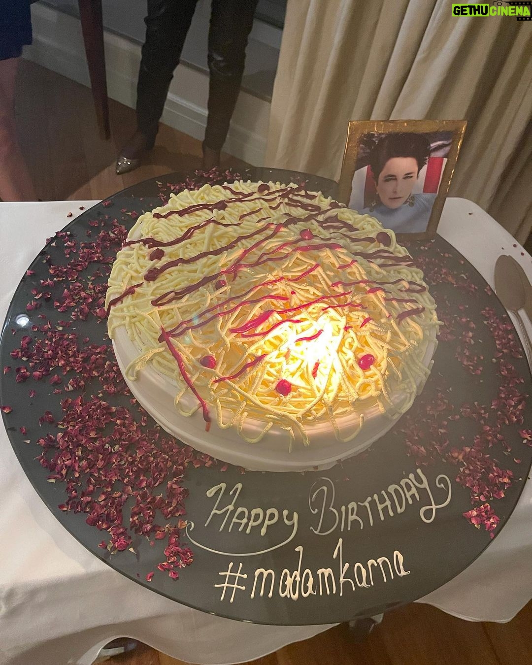Demet Evgar Instagram - Happy Birthday bebeğim ❣️ 3 dileğin de tutacak 🌀🪐💫🪐🌀 @esradermancioglu