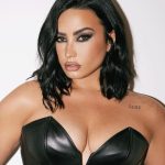 Demi Lovato Instagram - 🖤📞✔️⚫️♠️🏴