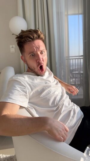 Denis Kukoyaka Instagram - Я и моё умение делиться 😂