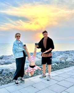 Denis Kukoyaka Instagram - Лучшая семейная фотосессия 2023 😂🥰❤️
