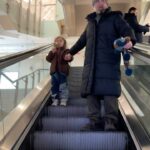 Denis Kukoyaka Instagram – Мы сделали грим и пошли гулять, кто нас узнавал, дарили им подарки😂❤️ Узнали бы нас?