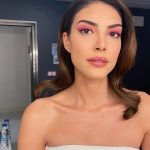 Deniz Baysal Instagram - Benimle birlikte heyecanlanan,gerçekten mutlu olmamı sağlamaya çalışan "ekip" arkadaşlarım... İyi ki varsınız 💗
